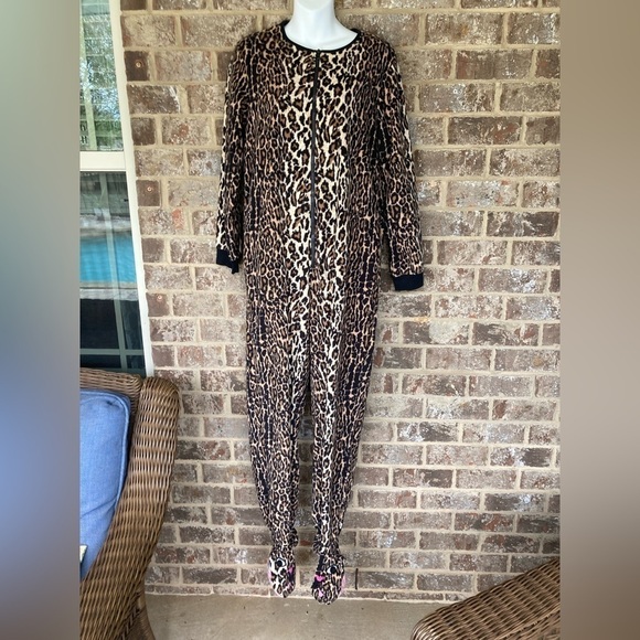 Nick & Nora | Onesie Pajama Cat - Leopard Print  | Size : Small - Picture 1 of 11